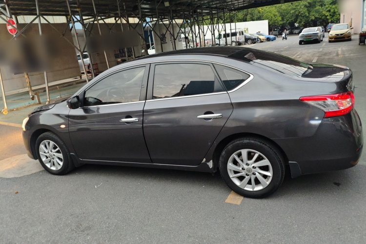 日产 轩逸 2012款 1.8XE CVT舒适版车身外观6003