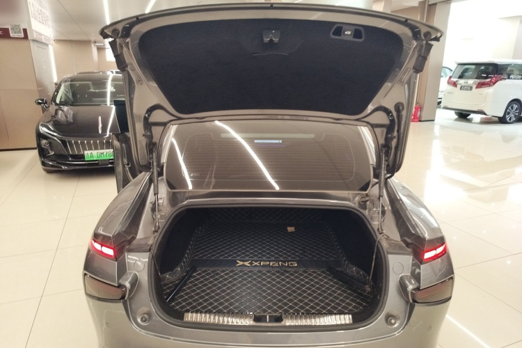 小鹏P7 2020款 586N机舱底盘23