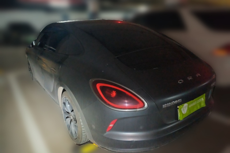 欧拉闪电猫 2024款 暗夜版 555km 尊贵版车身外观6003