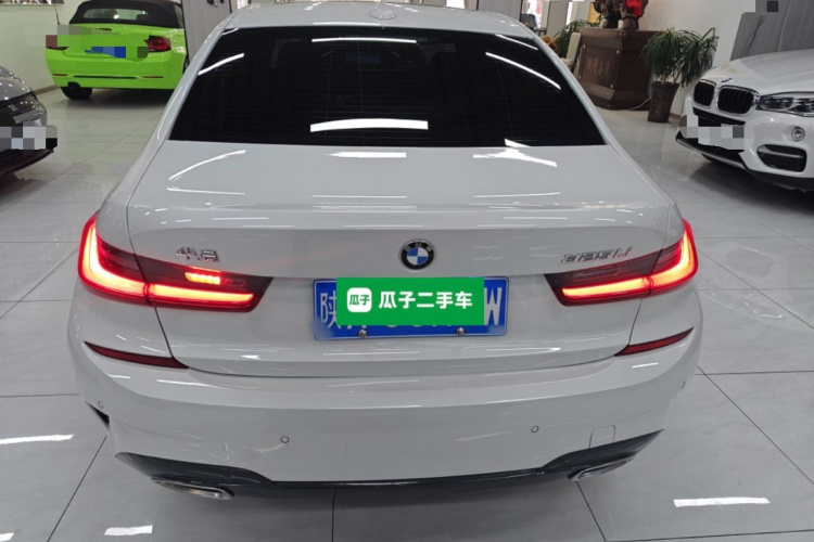 宝马3系 2022款 325Li M运动套装车身外观6