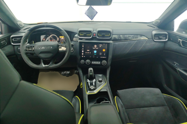 领克03 2019款 03+ 2.0TD 自动驭风版中控内饰12