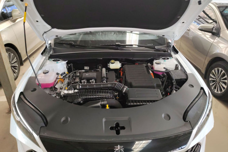 比亚迪 秦PLUS 2025款 DM-i 智驾版 55KM领先型局部细节24