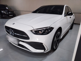 奔驰C级 2022款 C 260 L 皓夜运动版