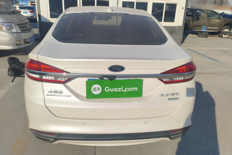 福特 蒙迪欧 2017款 改款 EcoBoost 180 时尚型车身外观6004