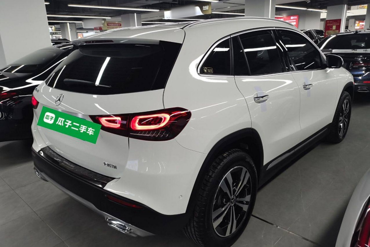 奔驰GLA 2023款 GLA 220车身外观6005