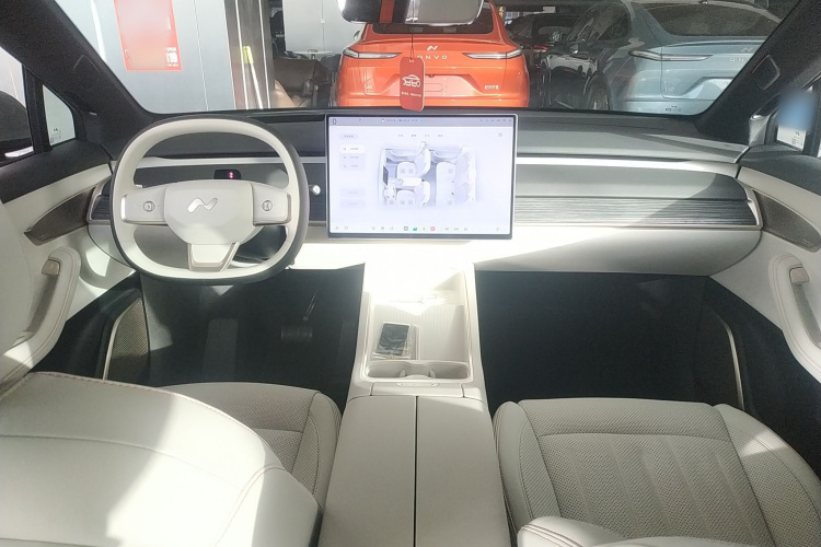 乐道L60 2024款 60kWh 后驱版中控内饰12