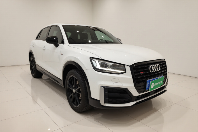 奥迪Q2L 2021款 35 TFSI 时尚动感型车身外观3