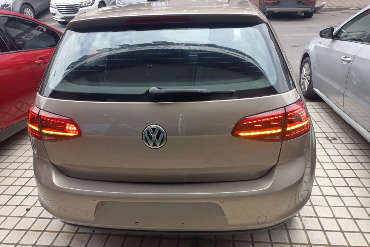 大众 高尔夫 2016款 1.6L 自动舒适型车身外观6004