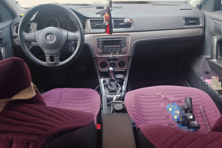 大众 朗逸 2013款 改款经典 1.6L 自动舒适版中控内饰12