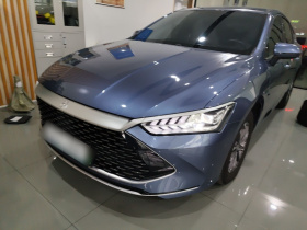 比亚迪 秦PLUS 2024款 荣耀版 DM-i 55KM领先型