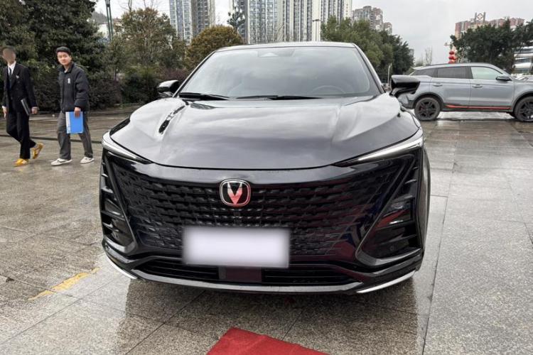 长安UNI-T 2023款 第二代 1.5T 尊贵型车身外观6001