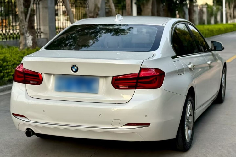 宝马3系 2016款 316Li 时尚型车身外观6003