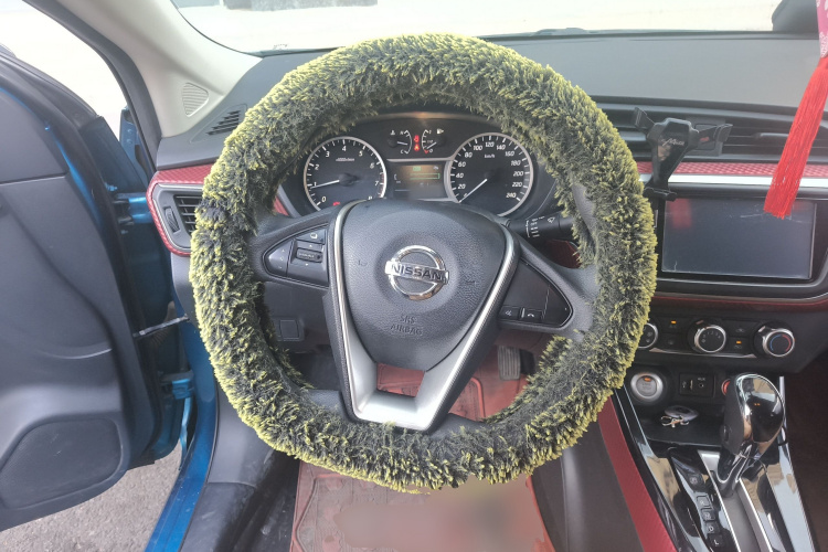 日产 蓝鸟 2016款 1.6L CVT智酷版中控内饰13