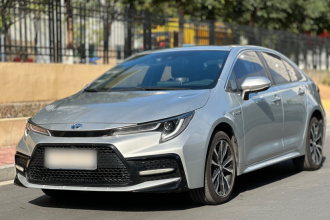 丰田 雷凌 2022款 双擎 1.8H E-CVT运动版