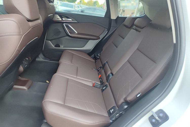 宝马X1 2023款 sDrive25Li X设计套装中控内饰21