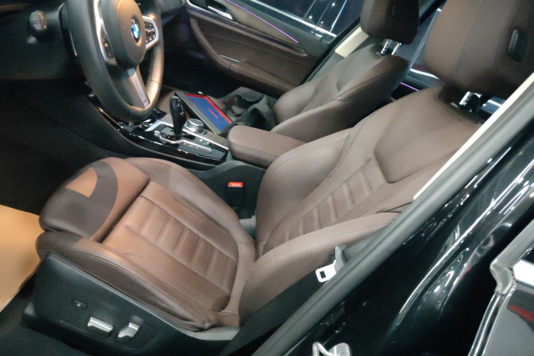 宝马X3 2020款  xDrive28i M运动套装中控内饰19