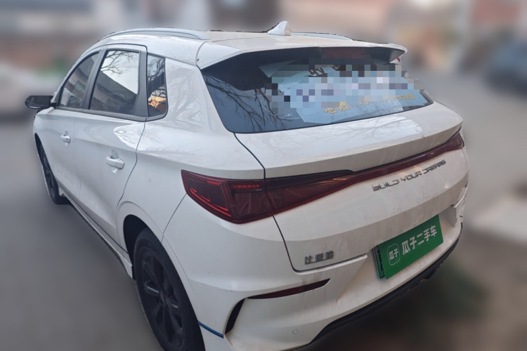 比亚迪e2 2019款 高续航版 耀·豪华型车身外观5