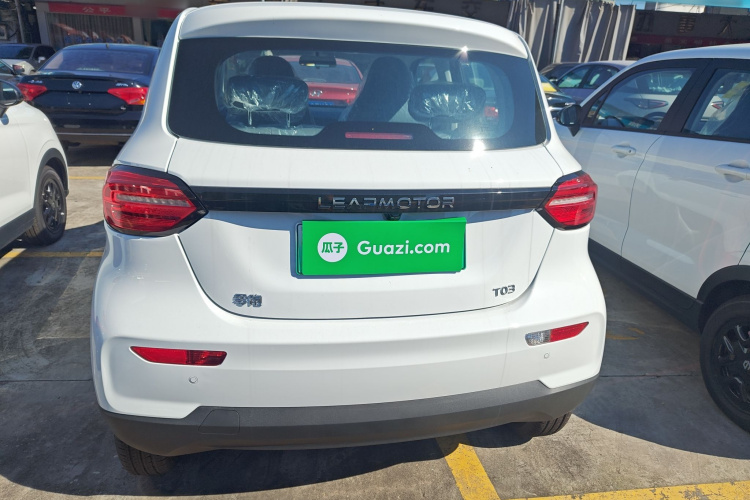 零跑汽车 零跑T03 2025款 310舒享版车身外观6