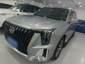 广汽传祺 传祺GS8 2022款 双擎系列 2.0TM 两驱尊贵版 （七座）