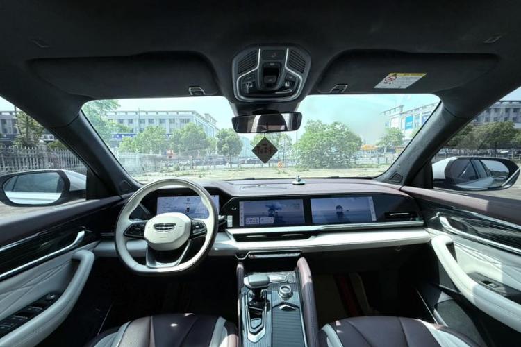 吉利汽车 星越L 2024款 2.0TD 高功自动两驱云起版中控内饰7001