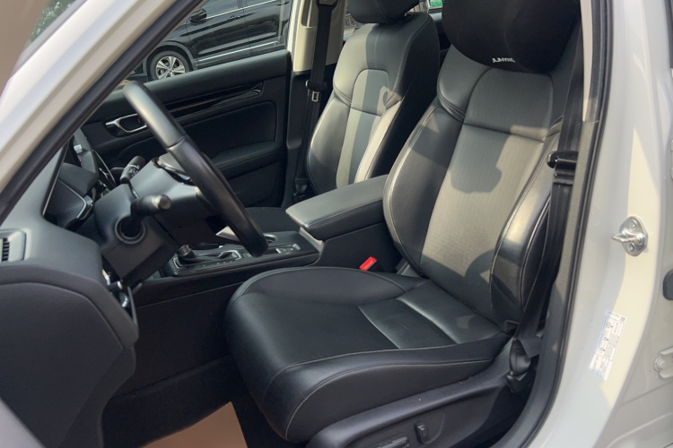 本田 思域 2022款 240TURBO CVT劲控版局部细节19