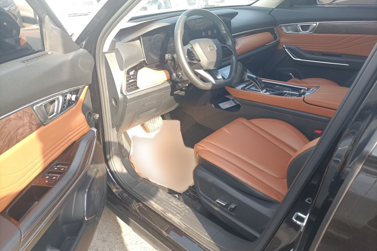 奔腾T99 2023款 2.0T 自动尊享型（6AT）中控内饰7003