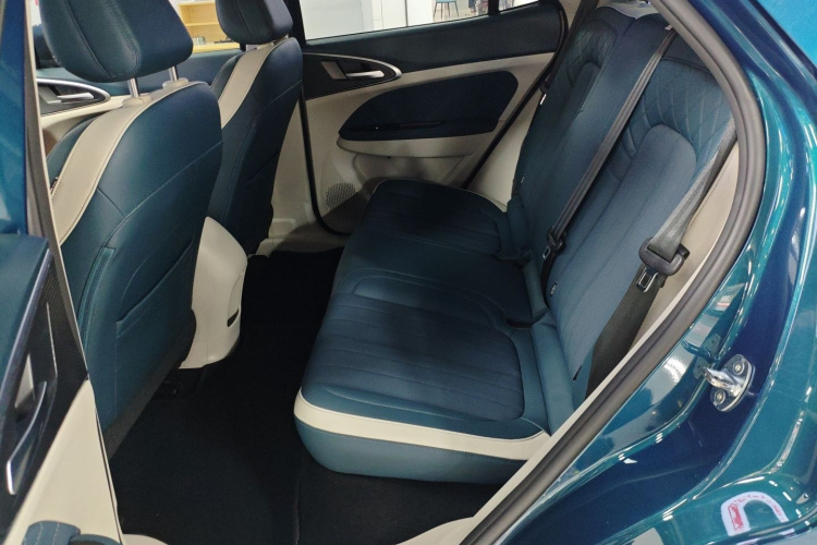 欧拉好猫 2023款 401km标准续航 舒享型 磷酸铁锂中控内饰7004