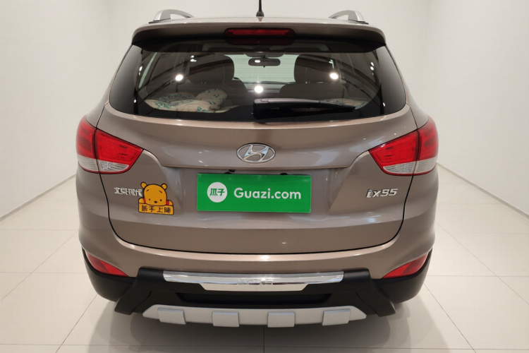 北京现代ix35 2013款 2.0L 手动两驱舒适型GL 国IV车身外观6