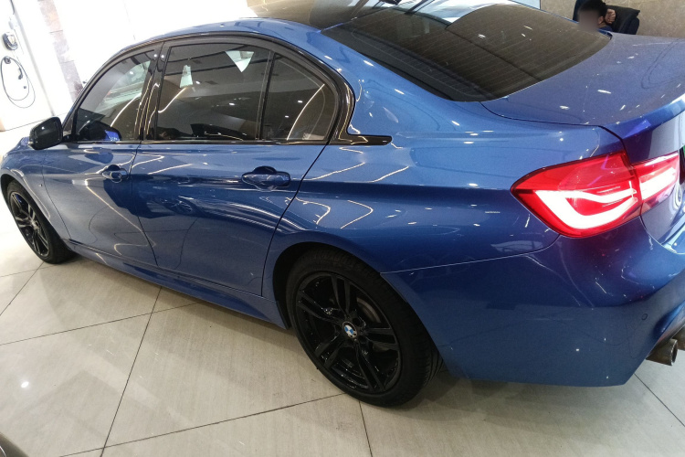 宝马3系 2019款 320Li M运动套装车身外观6003