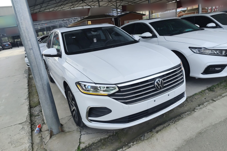 大众 朗逸 2023款 300TSI DSG满逸版车身外观3