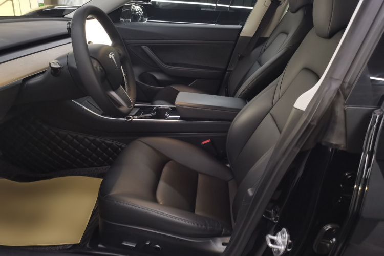 特斯拉 Model 3 2020款 改款 标准续航后驱升级版中控内饰19