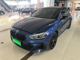 宝马1系 2023款 125i M运动曜夜版