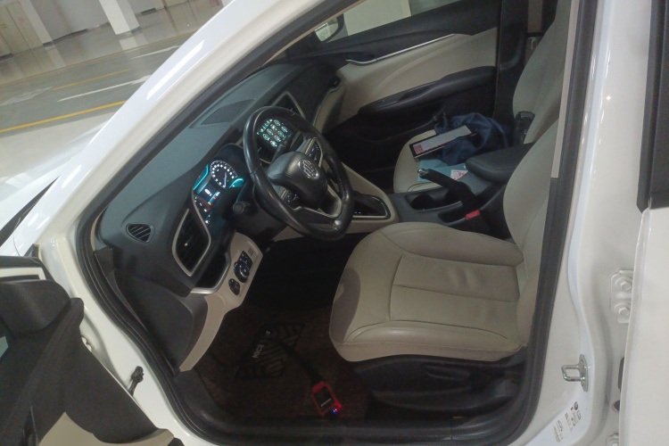 别克 英朗 2019款 15T 双离合互联精英型 国V中控内饰20