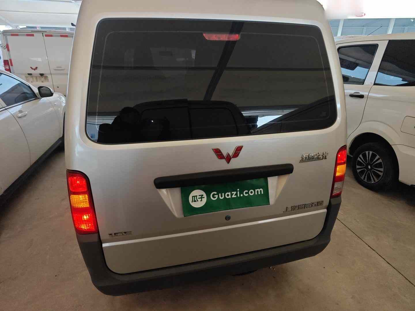 五菱汽车 五菱之光 2023款 1.5L 实用型 5/7座(4)