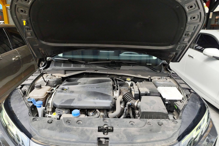 长安 逸达 2023款 蓝鲸NE 1.5T GDI DCT旗舰型局部细节24