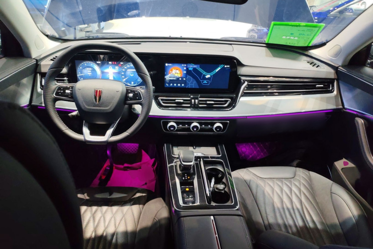 红旗HS5 2023款 2.0T 旗享Pro版中控内饰12