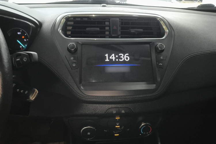 福特 福睿斯 2019款 改款 1.5L 自动悦享型 国VI局部细节16