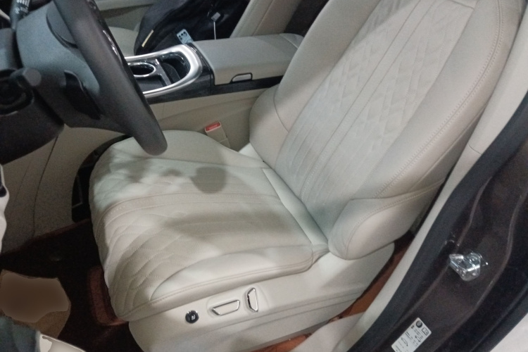 别克GL8 2023款 陆上公务舱 智享型局部细节19