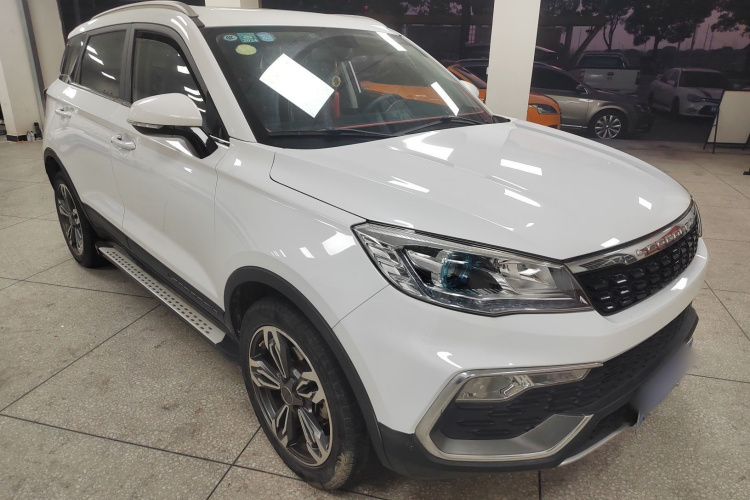 猎豹汽车 猎豹CS9 2017款 1.5L 手动精英型车身外观3