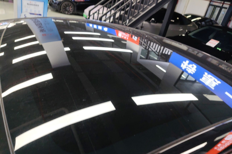 特斯拉 Model Y 2021款 标准续航后驱版局部细节57