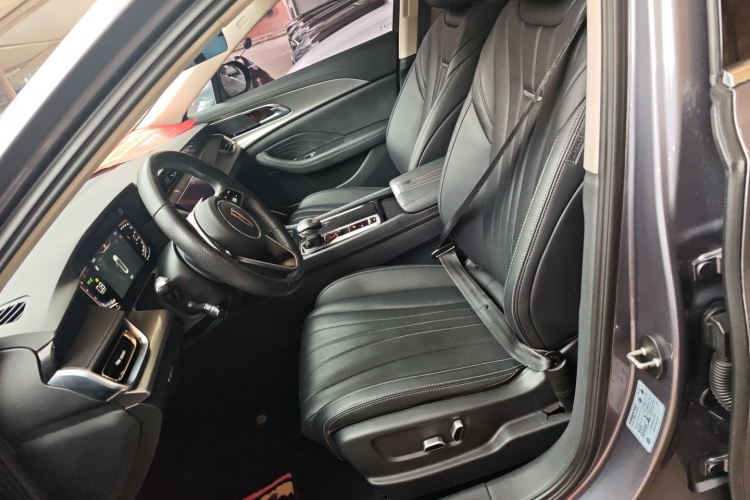 红旗H5 2023款 2.0T 自动智联旗享版局部细节19