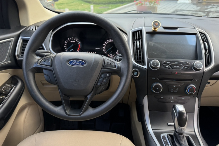 福特 锐界 2015款 2.0T GTDi 两驱精锐型局部细节13