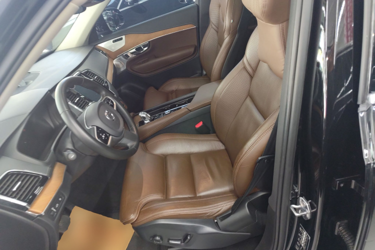 沃尔沃XC90新能源 2019款 E驱混动 T8 智尊版 7座 国VI局部细节19