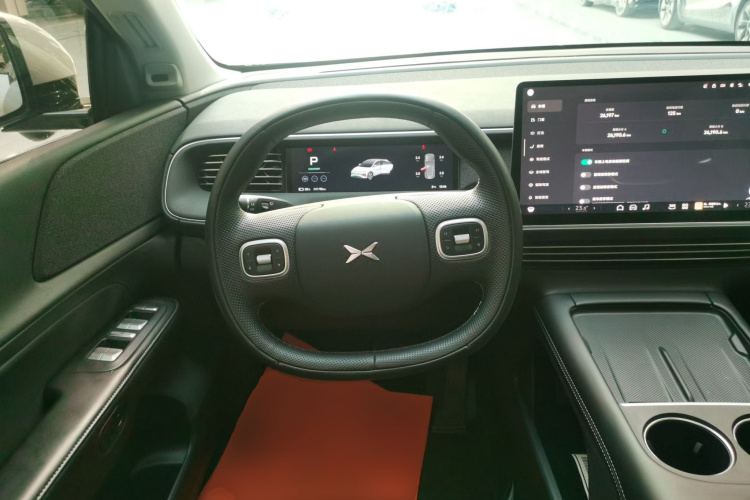 小鹏G6 2023款 580 长续航 Max中控内饰13