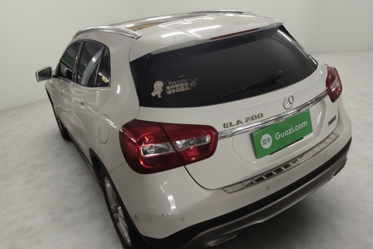 奔驰GLA 2015款 GLA 200 动感型车身外观5