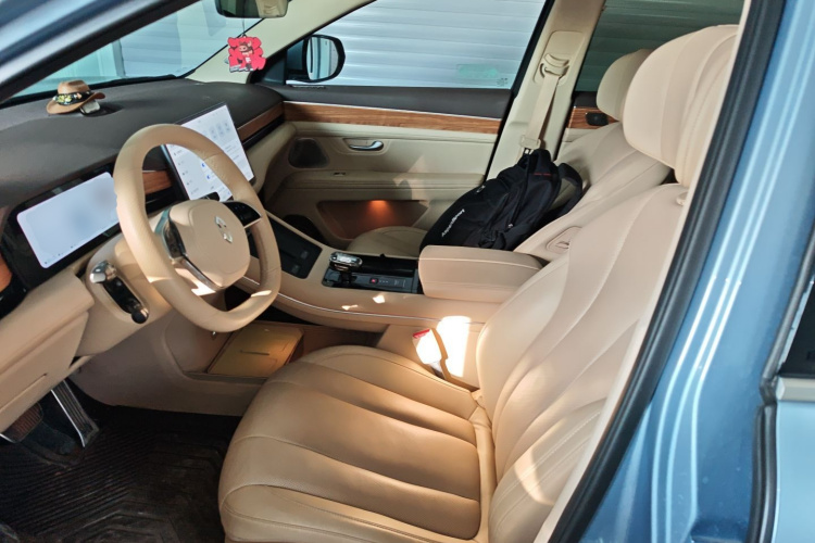 鸿蒙智行 问界M7 2024款 1.5T 智驾四驱Max版 5座局部细节19