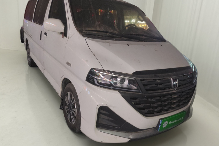 金杯海狮王 2021款 2.0L城运王系列捷运型标准顶6座1TZS车身外观3