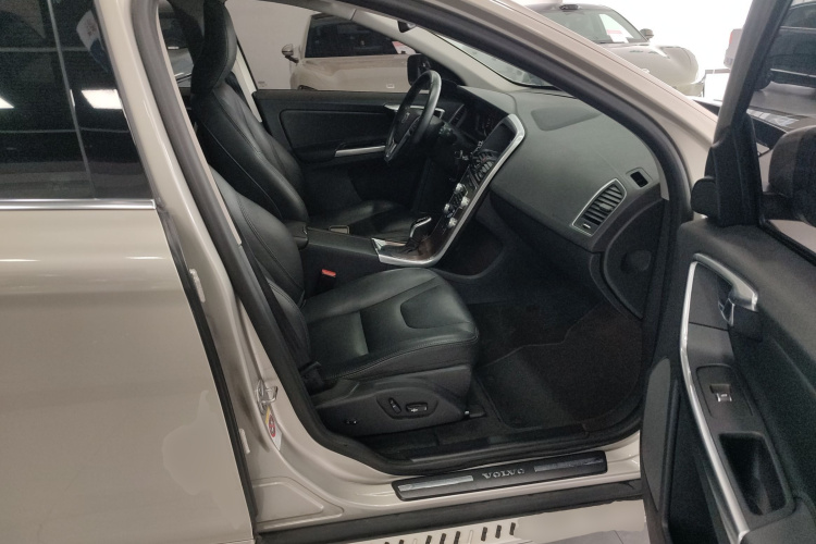 沃尔沃XC60 2017款 T5 智进升级版局部细节41