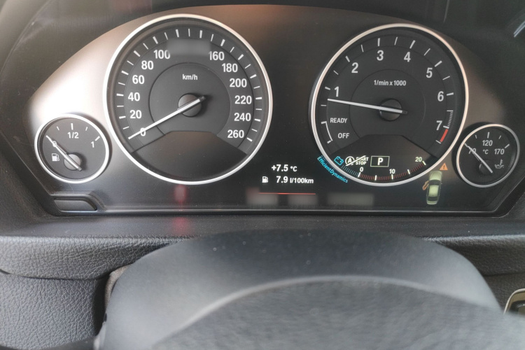 宝马3系 2018款 320Li 时尚型局部细节14