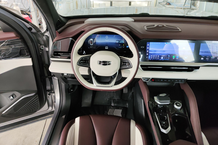 吉利汽车 星越L 2021款 2.0TD DCT EVO两驱尊贵型局部细节13